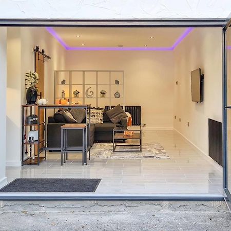 The Studio, Luxury Modern Apartment In The South Hams, Stunning Walks On The Doorstep, A 20 Minute Drive To The Beautiful Sandy Beaches, Quiet Courtyard Setting, Shops, Bars And Restaurants A Short Walk Away! Ivybridge Bagian luar foto