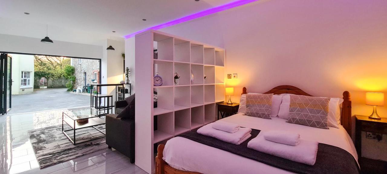 The Studio, Luxury Modern Apartment In The South Hams, Stunning Walks On The Doorstep, A 20 Minute Drive To The Beautiful Sandy Beaches, Quiet Courtyard Setting, Shops, Bars And Restaurants A Short Walk Away! Ivybridge Bagian luar foto